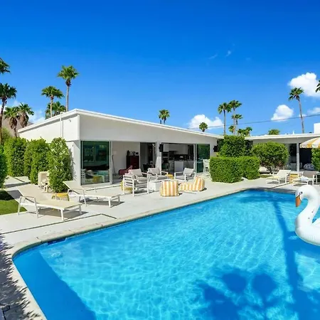 Luxury Palm Springs Home With Pool And Next To Downtown & Airport